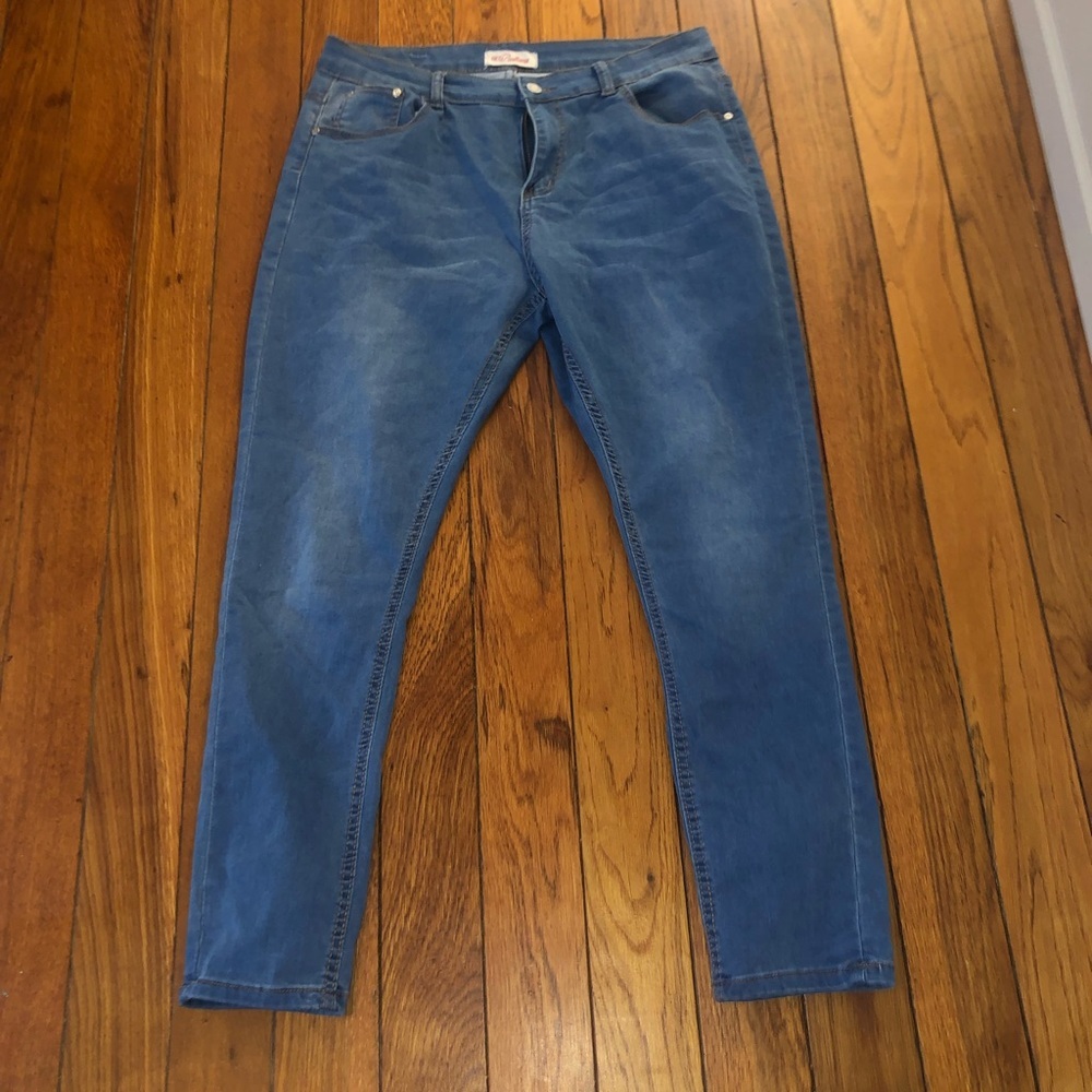 Medium Wash Slim Fit Skinny Denim Jeans